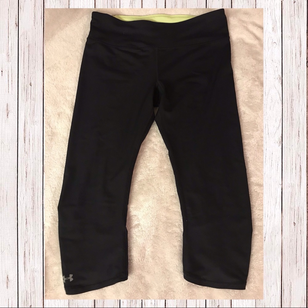 ✨Edgy Under Armour Leggings - Picture 2 of 4